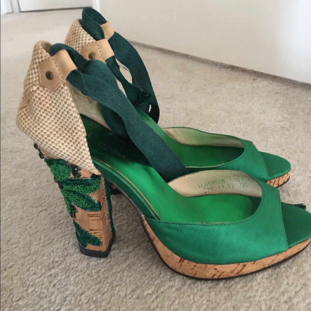 Shoes